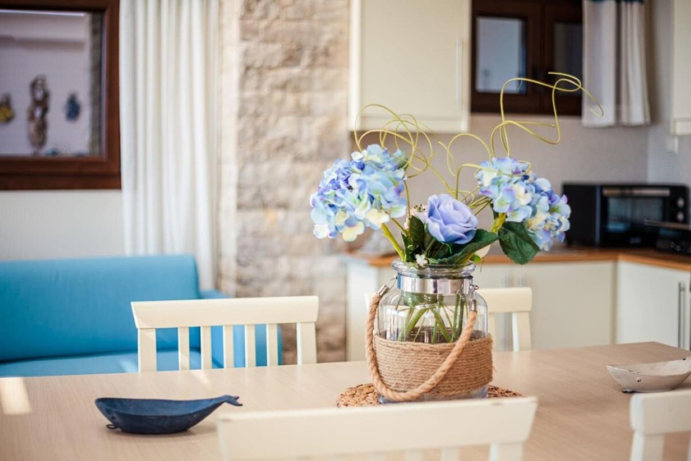 Seaside Summer Bliss - Aurora Luxury Pool Paradise Petalídhion Exteriör bild